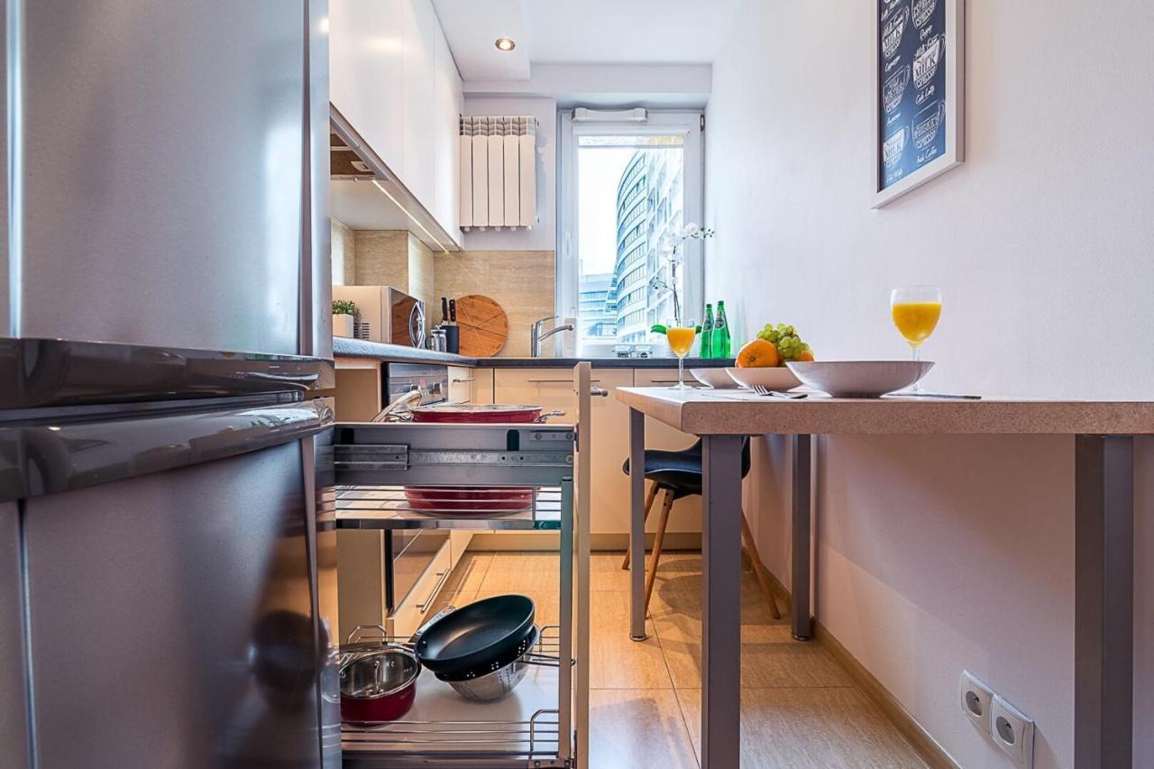 Panska 3 - Apartment With Balcony By Noclegi Renters Warszawa Eksteriør billede